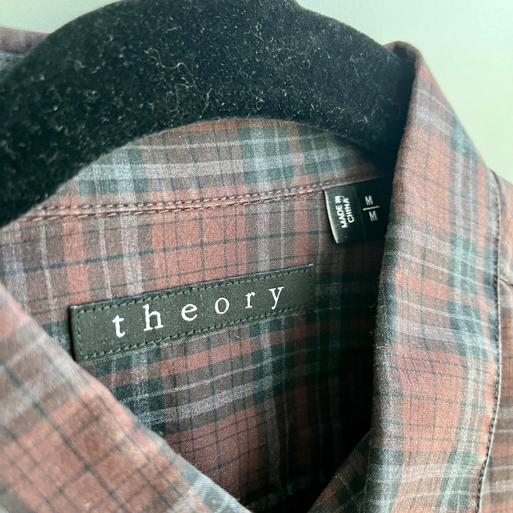 Theory shirt medium